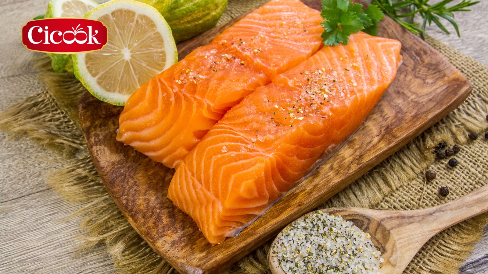 Ăn cá hồi có tốt cho sức khoẻ không?