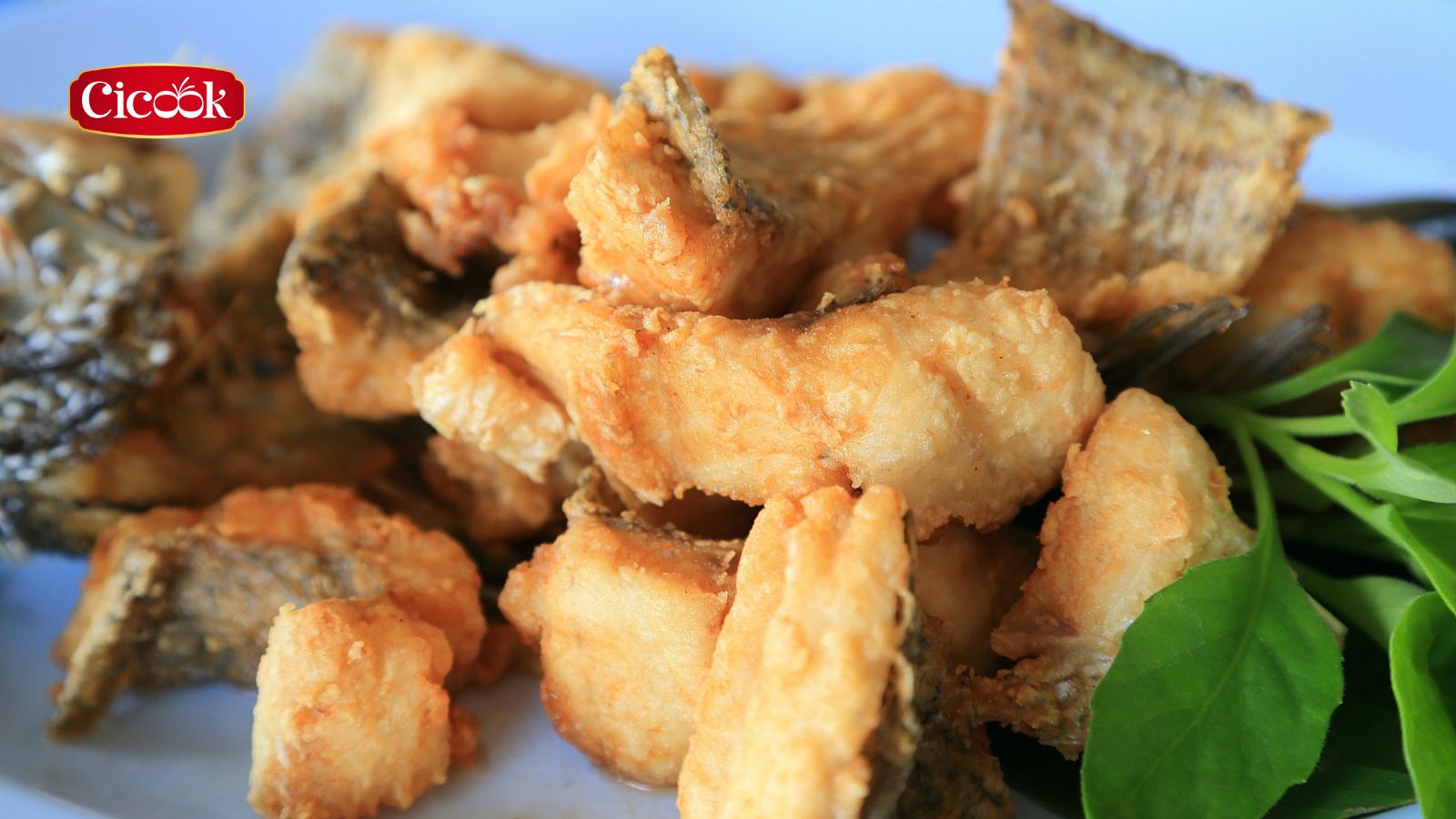 Chiên giòn cá bóp