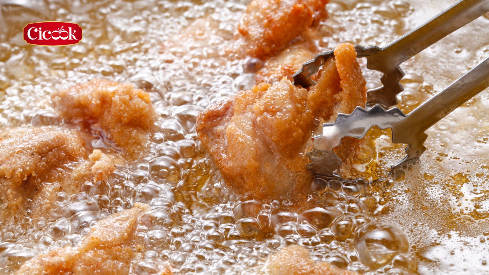 Cách làm gà rán không bị sống