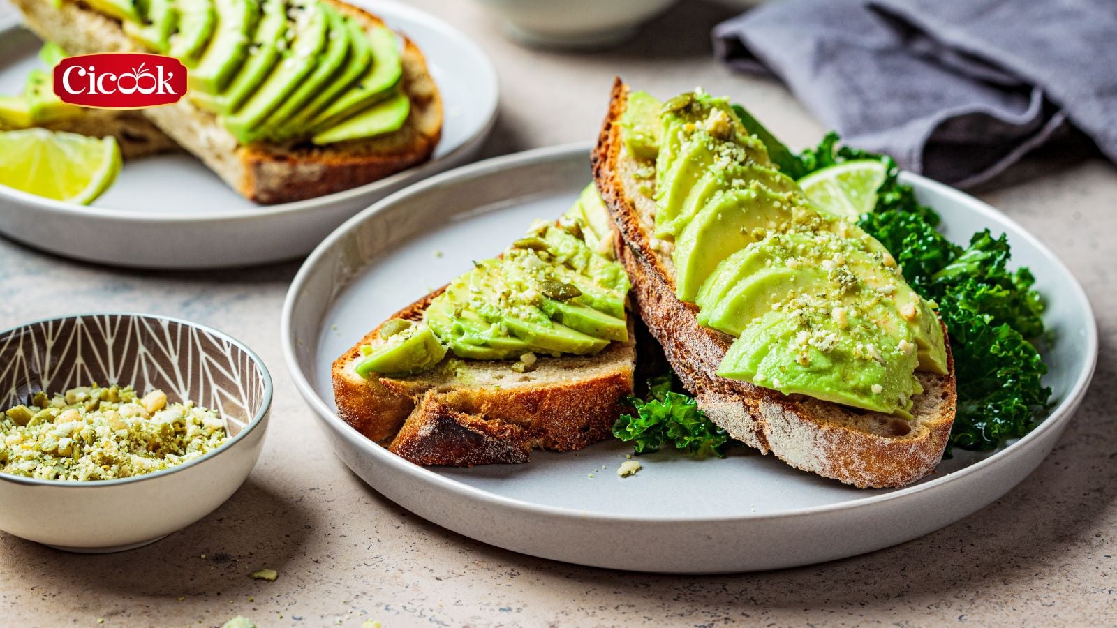 Những lưu ý, lợi ích và rủi ro khi áp dụng chế độ ăn thuần chay