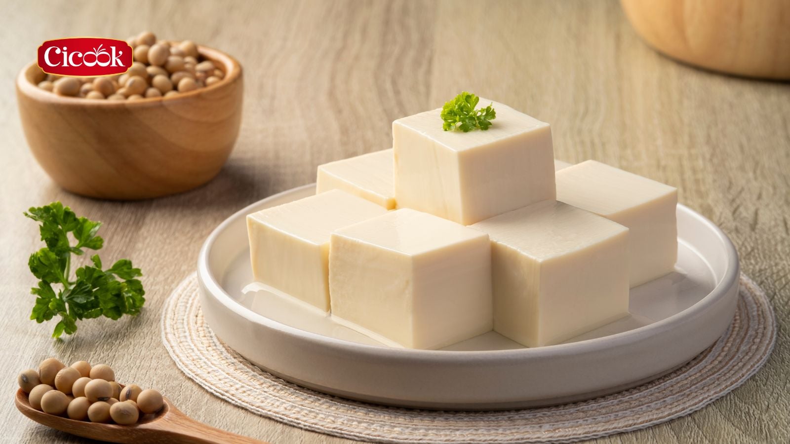 Chế độ ăn uống cho phụ nữ sau mãn kinh