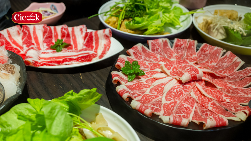 Lẩu hải sản chua cay