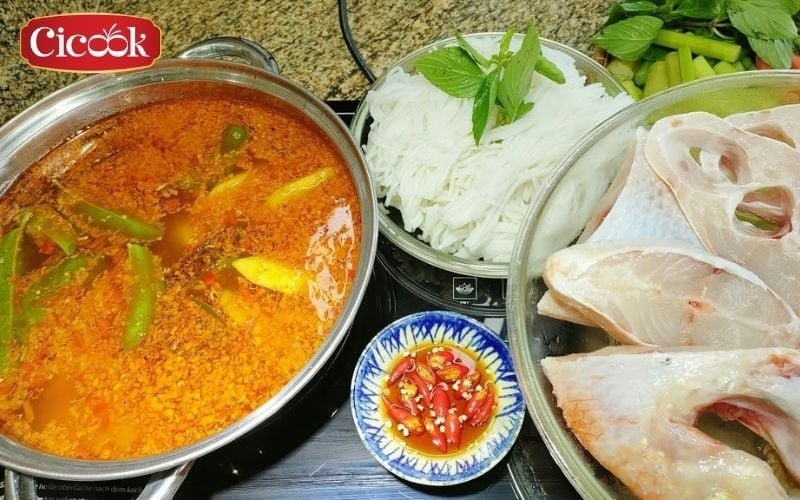 lẩu cá diêu hồng chua cay