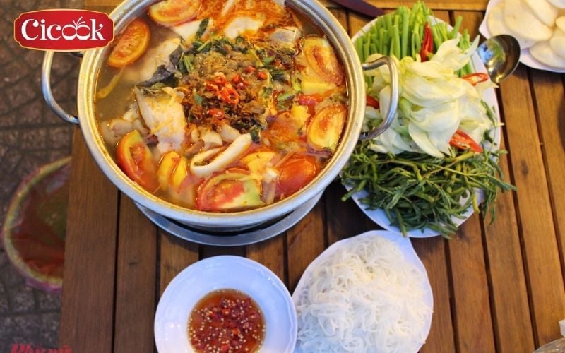 lẩu cá hú chua cay