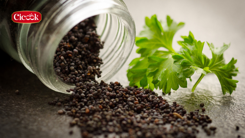 Dựa vào mùi vị và màu sắc của sản phẩm