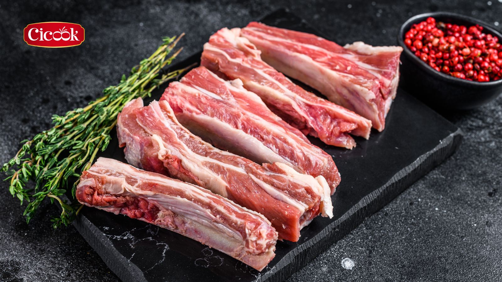 Sơ chế sườn non xốt chua cay