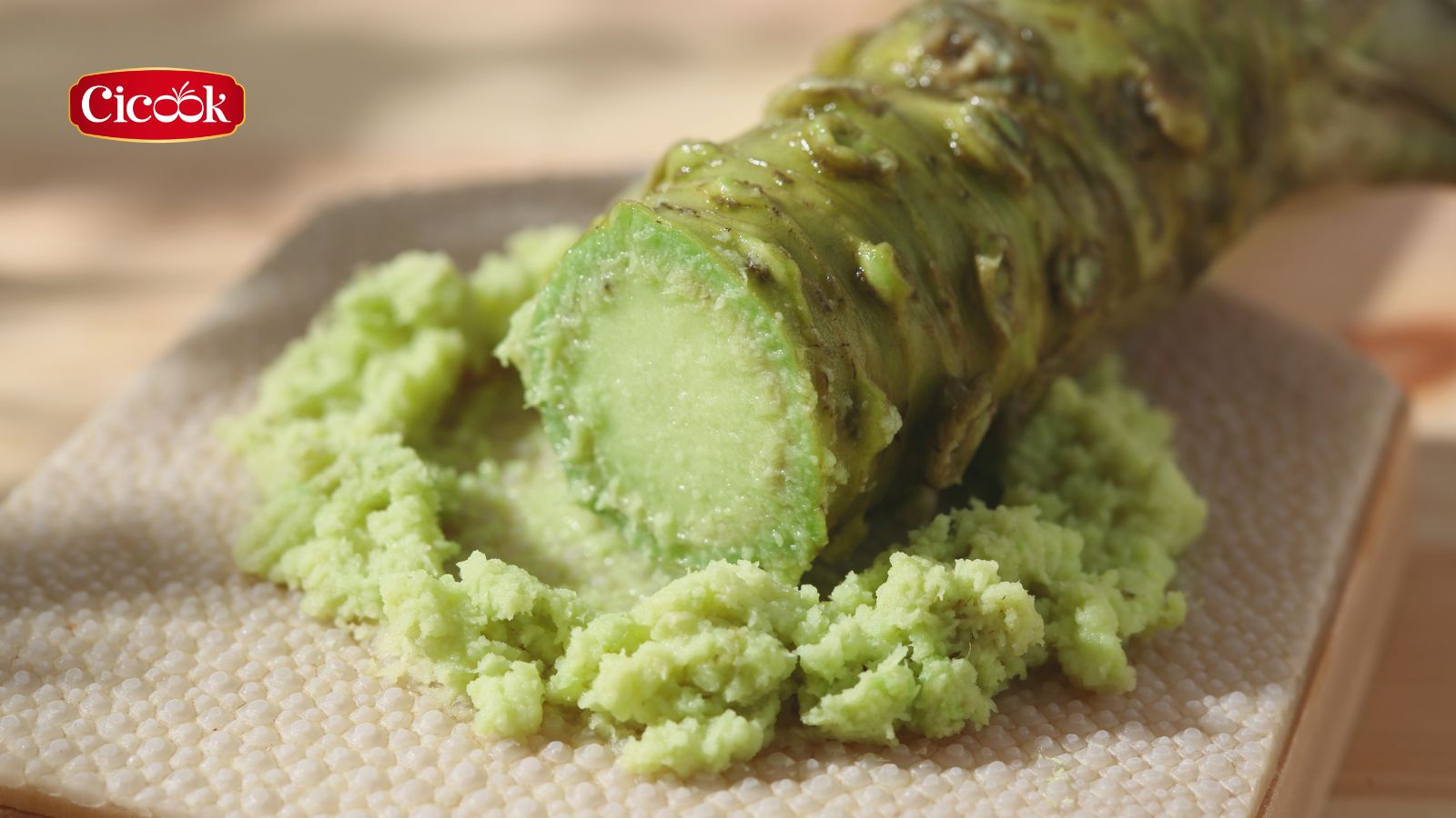 Mù tạt kỵ với thịt gà