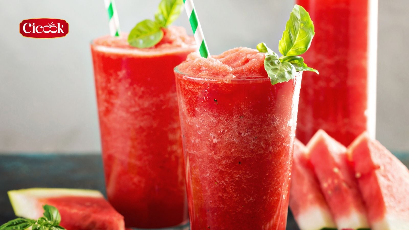 Rau củ và trái cây giúp giải nhiệt