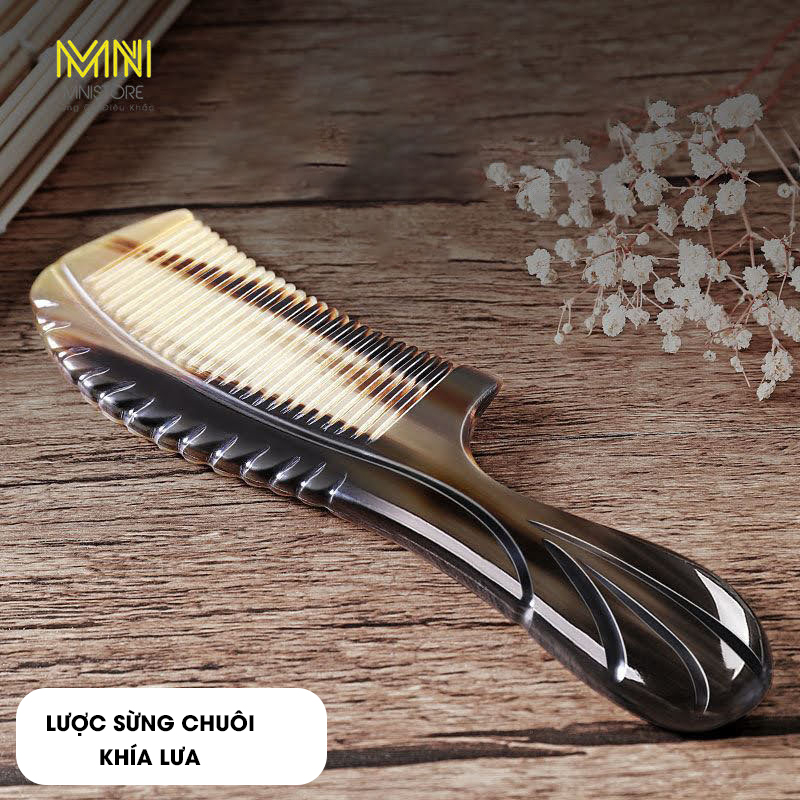 Lược sừng chuôi khía lưa