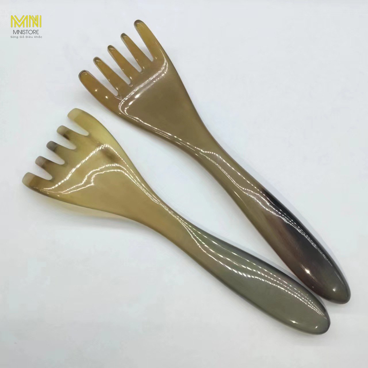 Công dụng của cây gãi massage