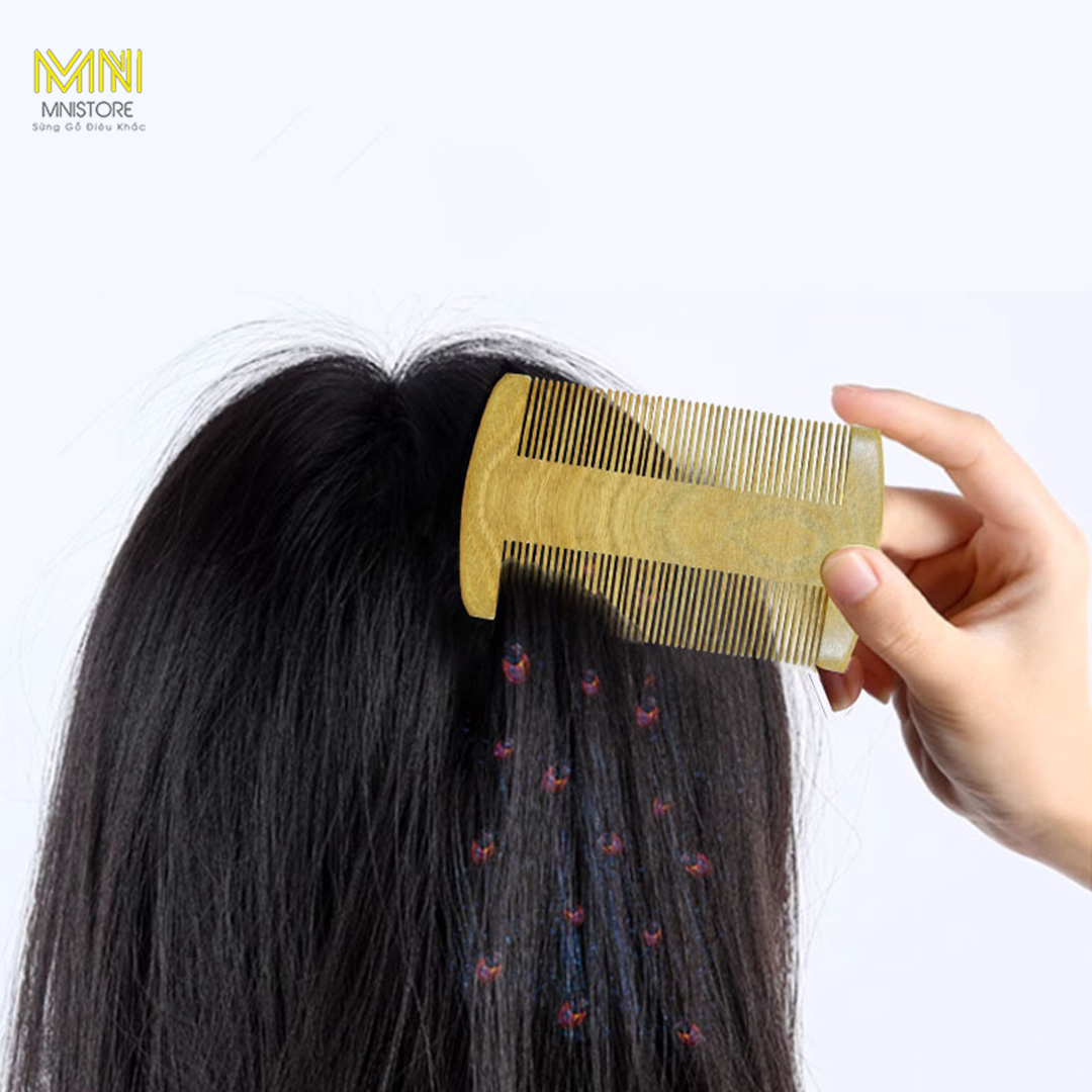 Cách Chải Đúng Kỹ Thuật Để Massage Da Đầu Bằng Lược Sừng Trâu