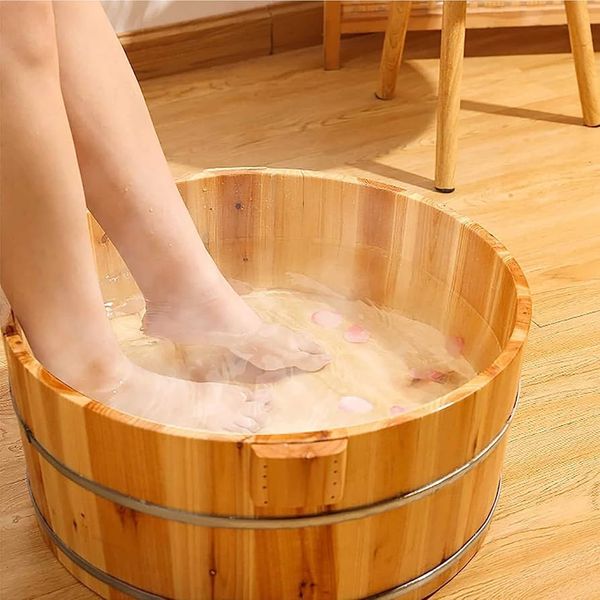 Ngâm chân bằng nước muối gừng giúp thư giãn và cải thiện sức khỏe