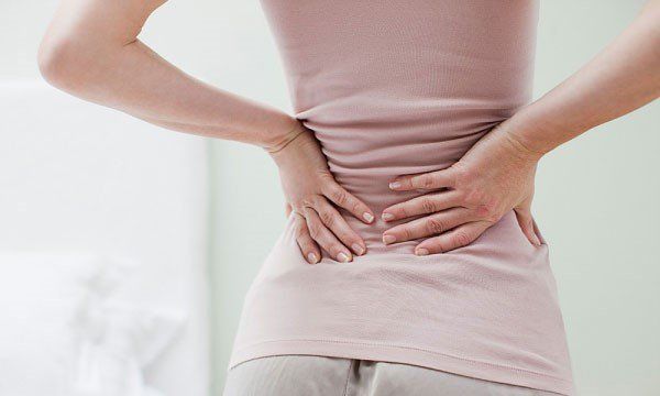 Cơn đau vùng thắt lưng có thể do nhiều nguyên nhân khác nhau