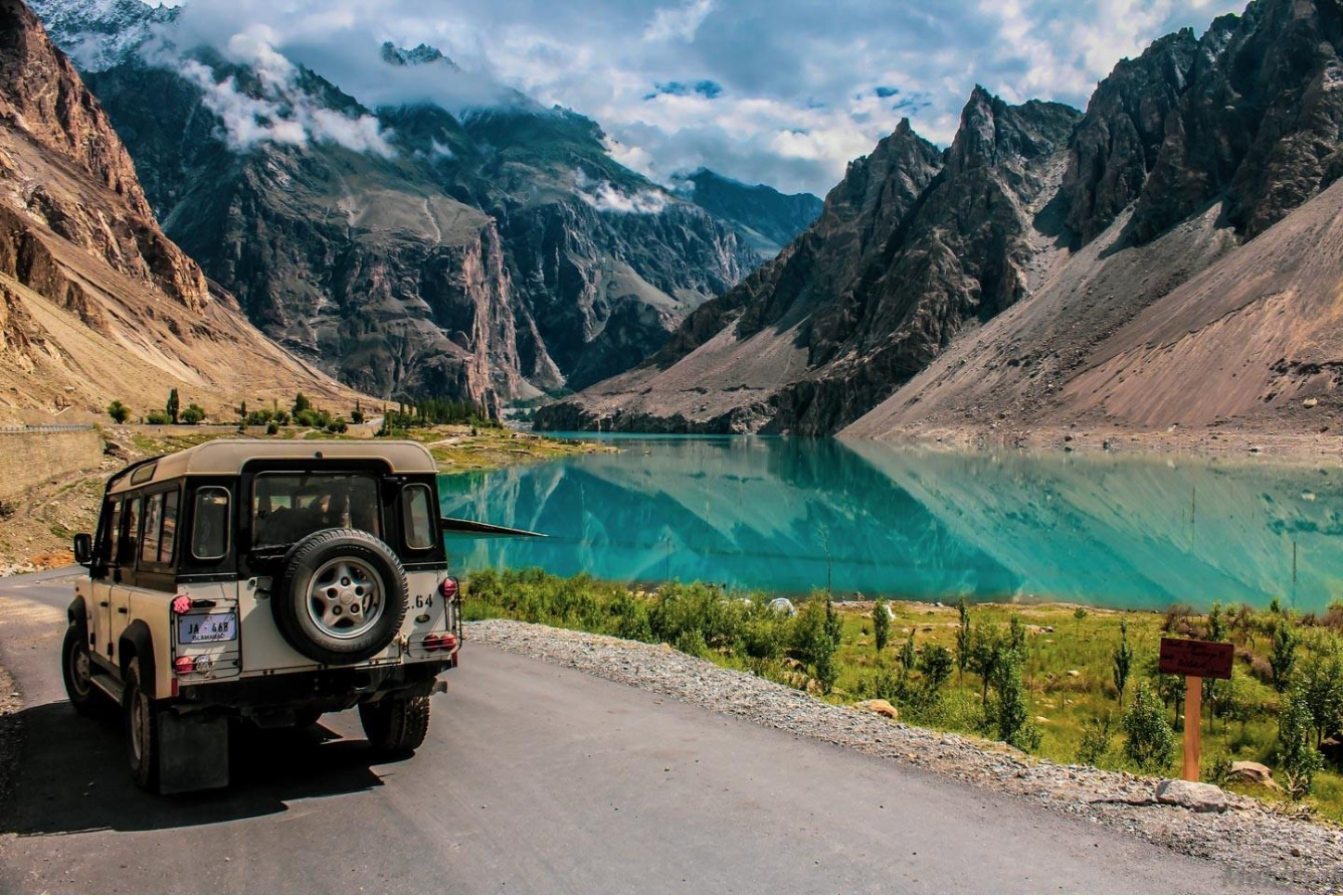 Hồ Attabad – Viên ngọc xanh giữa lòng núi Hunza