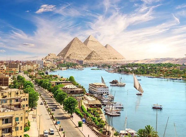 Du Lịch Ai Cập: Điều gì khiến Kim Tự Tháp Giza trở thành kỳ quan vĩ đại nhất còn tồn tại?