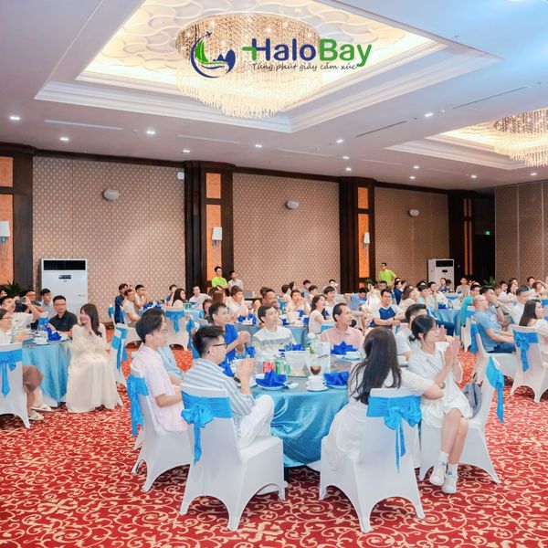 GALA DINNER – BỮA TIỆC CẢM XÚC GẮN KẾT MỖI CHUYẾN ĐI COMPANY TRIP