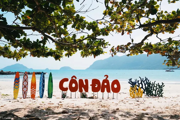 Câu cá, chèo kayak và picnic trên đảo hoang – Góc hoang dã rất khác ở Côn Đảo