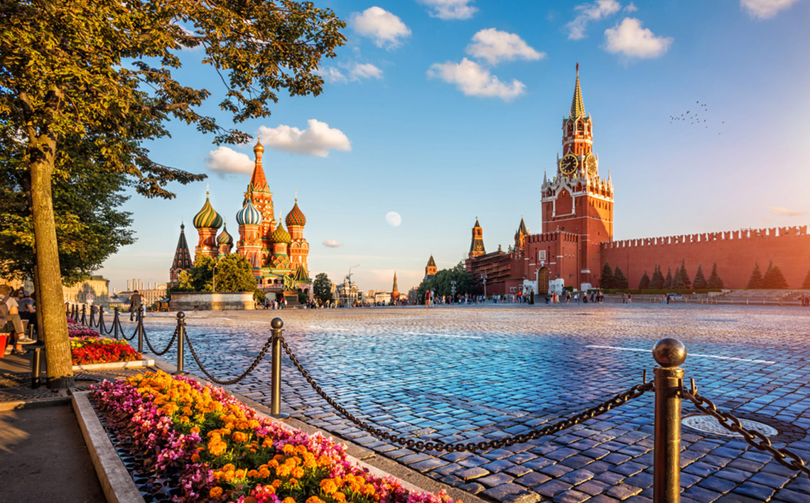 Saint Petersburg – Thành phố của những cung điện nguy nga và công trình lịch sử tráng lệ
