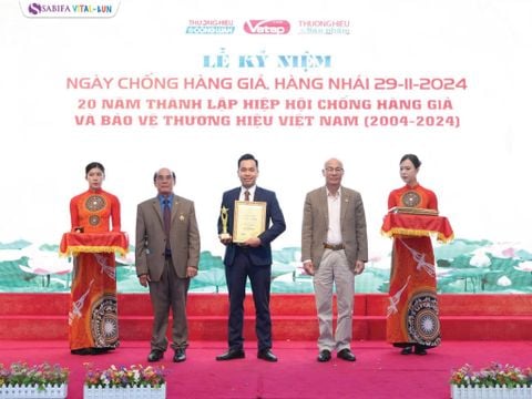 VITAL-BUN ĐƯỢC VINH DANH TOP 5 THƯƠNG HIỆU VÀNG 2024