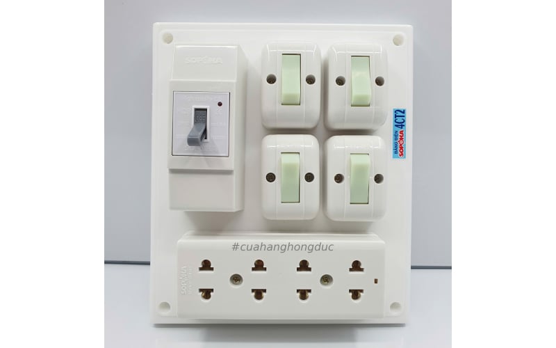 Bảng Điện 4 Công Tắc 3 Lỗ Cắm 1 CB Cóc 4CT2 SOPOKA