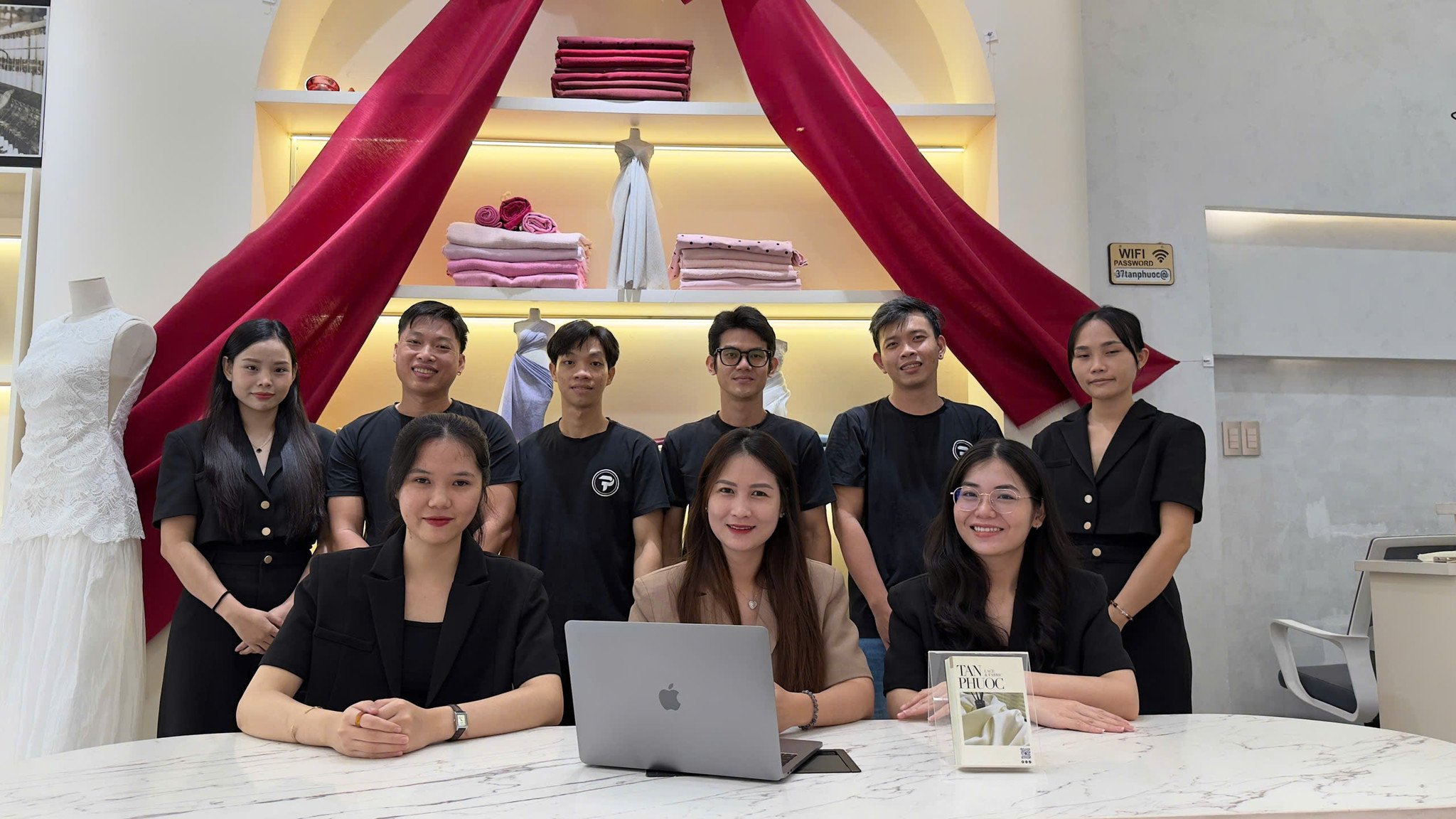 Vải Tân Phước – Đơn vị đồng hành chiến lược cùng mini show “Candy in the Wild” của NTK Trần Thanh Mẫn tại Huế