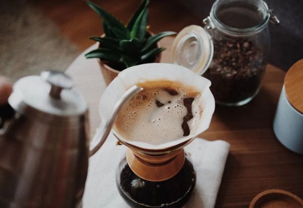 Vì sao không nên pha cà phê bằng nước sôi 100 độ?