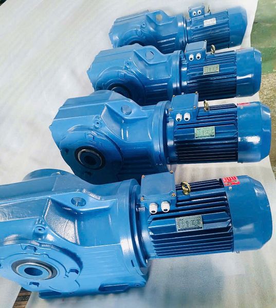 MOTOR GIẢM TỐC CYCLO