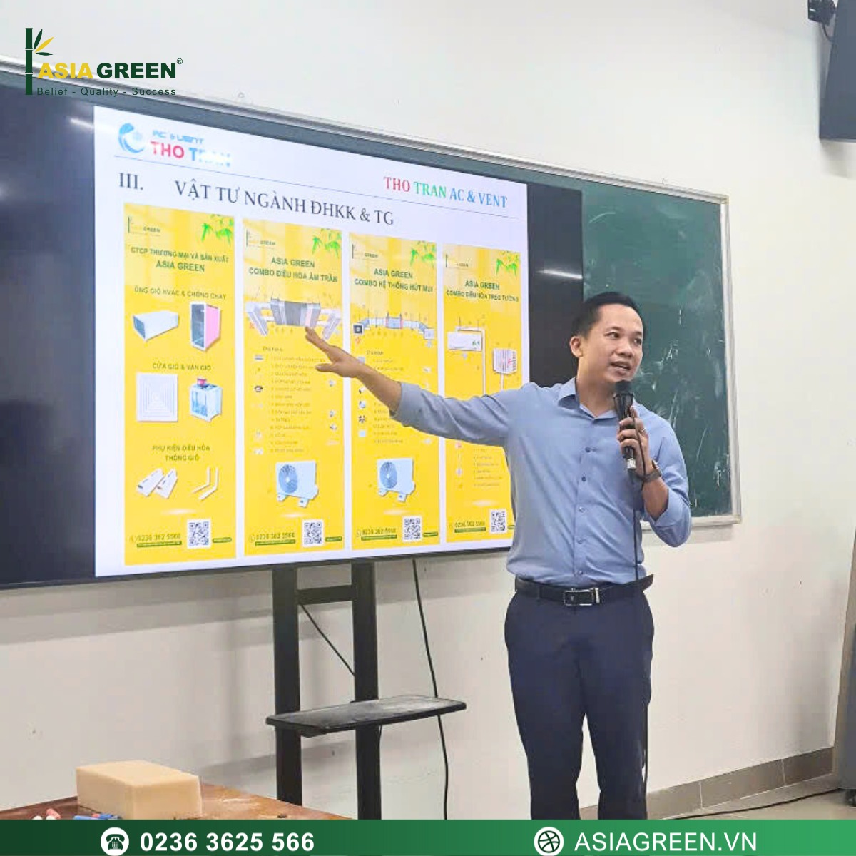 Phó Tổng Giám Đốc sản xuất Ông Trần Đức Thọ của nhà máy Asia Green - Gặp gỡ các bạn sinh viên trường Đại Học Kiến Trúc.