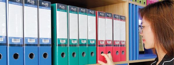 Bìa còng lưu trữ hồ sơ trong doanh nghiệp
