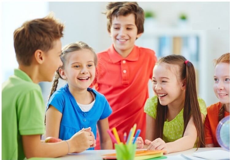 Lợi ích của việc rèn luyện kỹ năng giao tiếp cho trẻ từ sớm