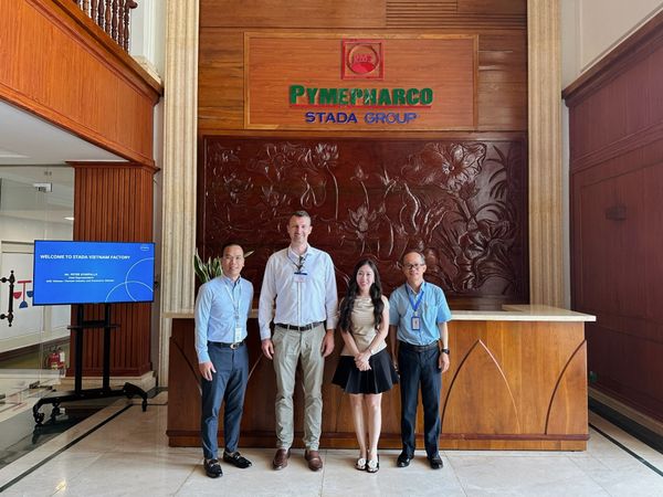 Trưởng Đại diện AHK Vietnam tới thăm và làm việc tại nhà máy STADA Pymepharco – Thắt chặt mối quan hệ hợp tác Đức – Việt