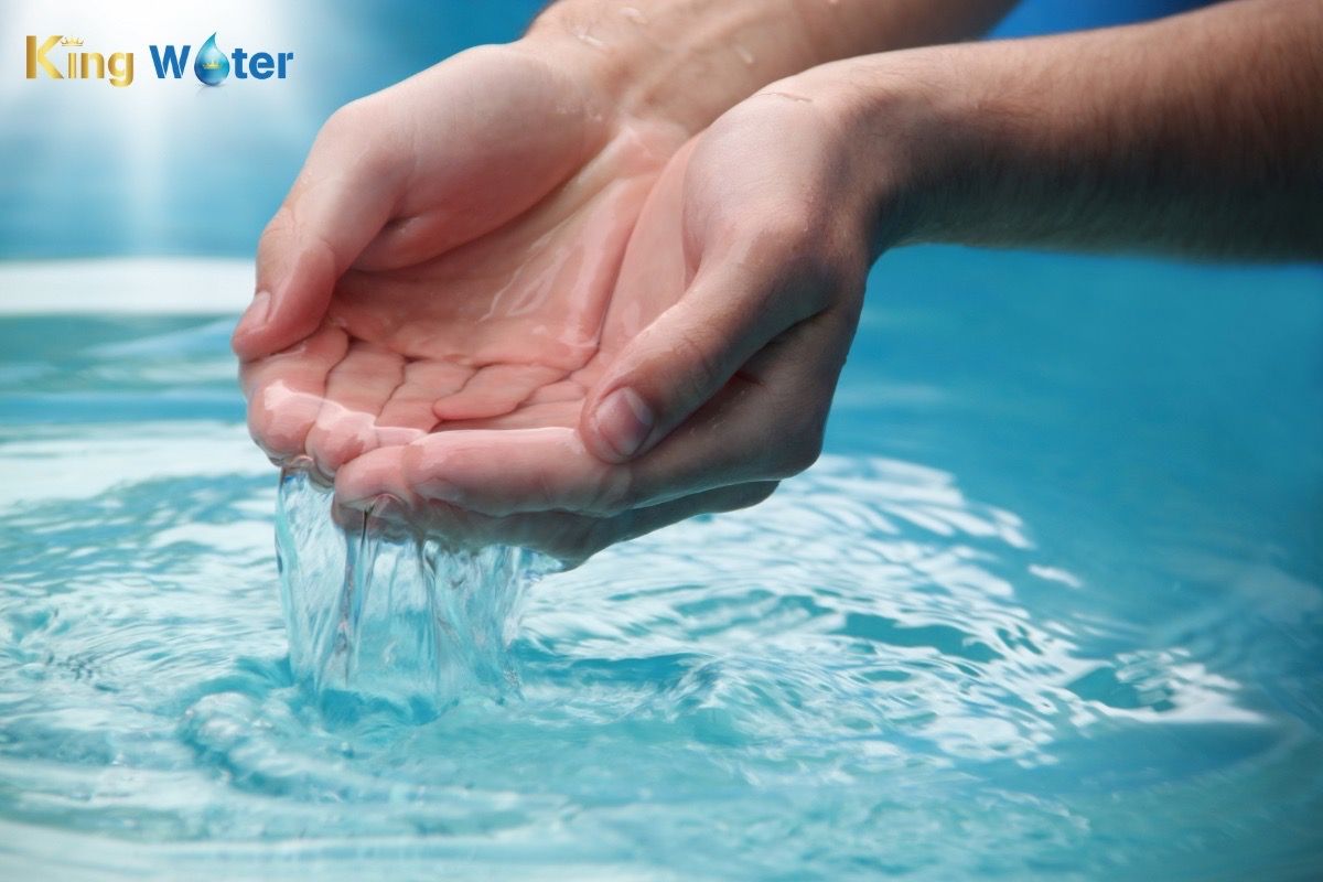 Kiểm tra chất lượng nước của hệ thống lọc tổng đầu nguồn