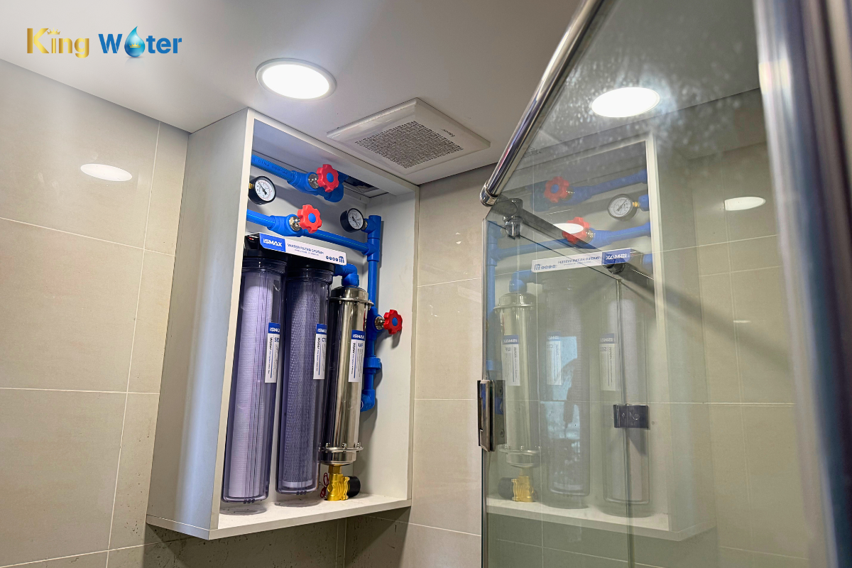 Hình ảnh lắp đặt thực tế hệ thống lọc nước đầu nguồn iSMAX AquaSoft 1U-1000S/2000S