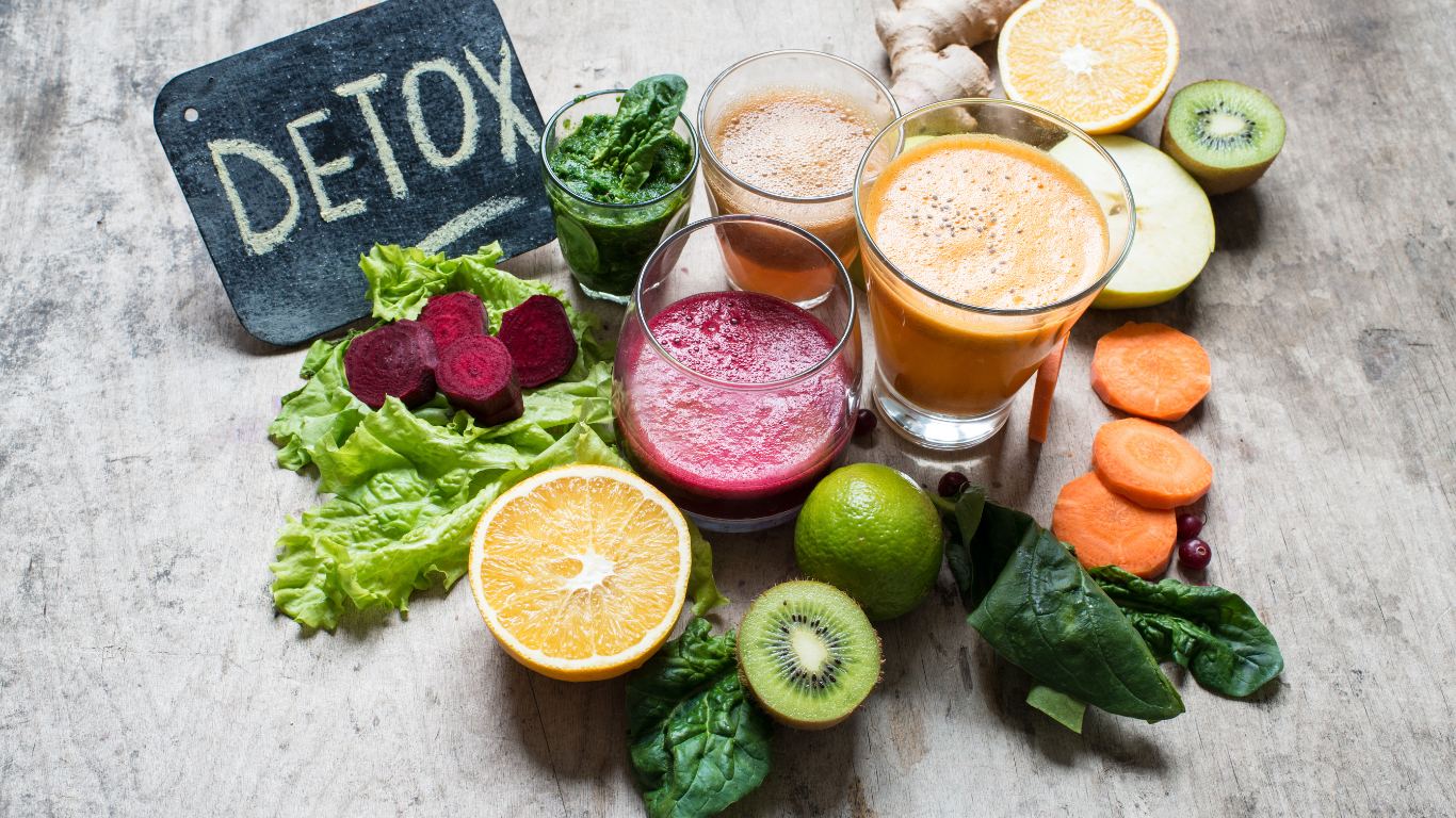 Công Thức Sinh Tố Xanh Detox – Giải Độc Gan, Làm Đẹp Da Dành Cho Người Việt