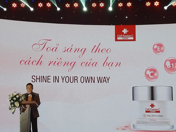 RA MẮT DÒNG SẢN PHẨM LÀM TRẮNG SÁNG DA WHITE CURE VITA.CEB12 CỦA DƯỢC MỸ PHẨM CELL FUSION C TẠI THỊ TRƯỜNG VIỆT NAM