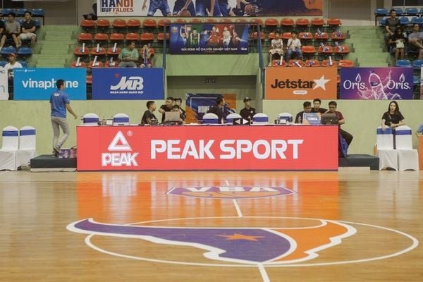 PEAK là nhà tài trợ đồng hành cùng nhiều giải đấu bóng rổ chuyên nghiệp trong và ngoài nước