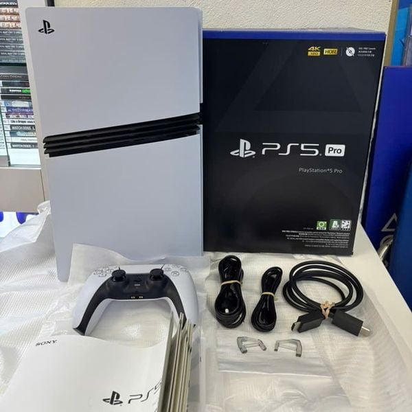 Máy PS5 Pro kèm ổ đọc đĩa