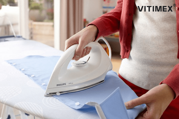 Cách ủi áo sơ mi vải nhăn: Bí quyết đơn giản, hiệu quả