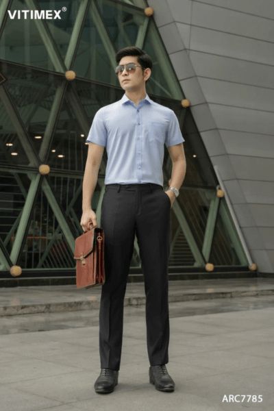 Áo sơ mi nam màu xanh dương nhạt: Sự lựa chọn thanh lịch