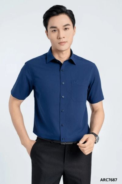 Áo sơ mi nam màu xanh dương nhạt: Sự lựa chọn thanh lịch