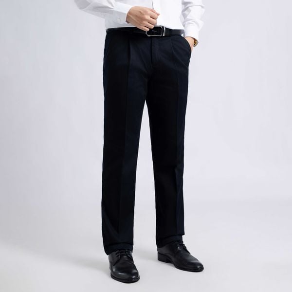 Mẹo phối đồ với Quần Kaki Classic Có Ly: Tạo dựng phong cách cá nhân