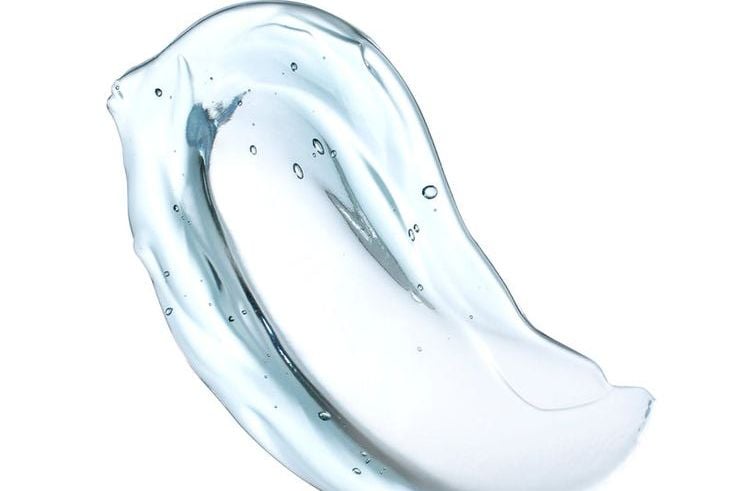 Zinc PCA: Kiểm soát dầu mà không làm da khô căng