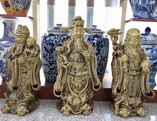 Hướng dẫn cách chọn tượng tam đa phù hợp theo mạng gia chủ