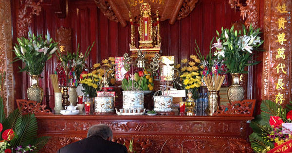 Bài văn khấn giải trừ hết bệnh tật – Tổng hợp văn khấn Nôm tại nhà