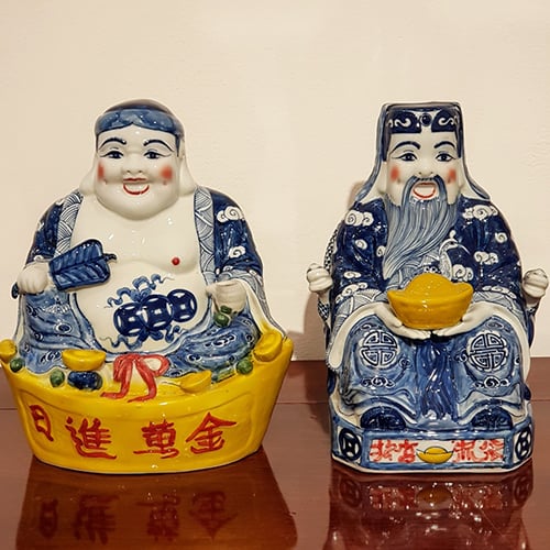 Những điều cấm kỵ không nên khi thỉnh tượng thần tài thổ địa bằng sứ
