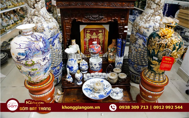 Chọn kích thước bàn thờ Thần Tài như thế nào? Mua bàn thờ uy tín TpHCM