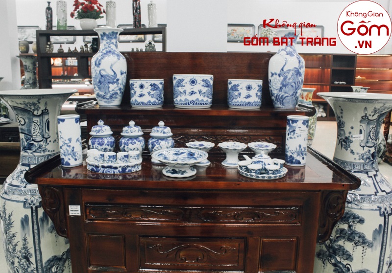 Bàn thờ gỗ cẩm vàng mua ở đâu ? giá bán bao nhiêu tiền ?