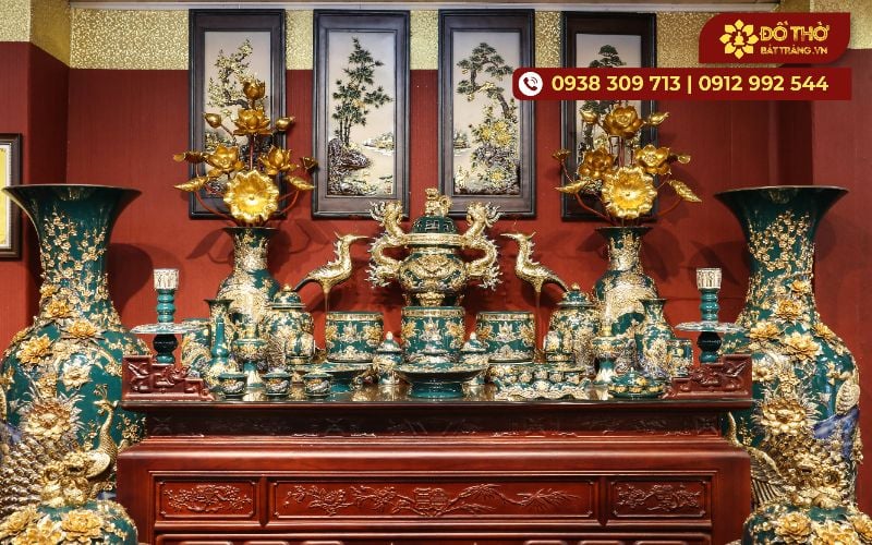 Bát hương thờ cúng gia tiên và vị trí đặt bát hương đúng cách trên bàn thờ