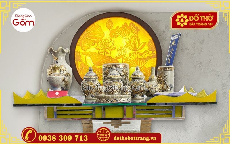 Bàn thờ treo tường mua ở đâu? Giá bán bao nhiêu tiền tại tphcm?