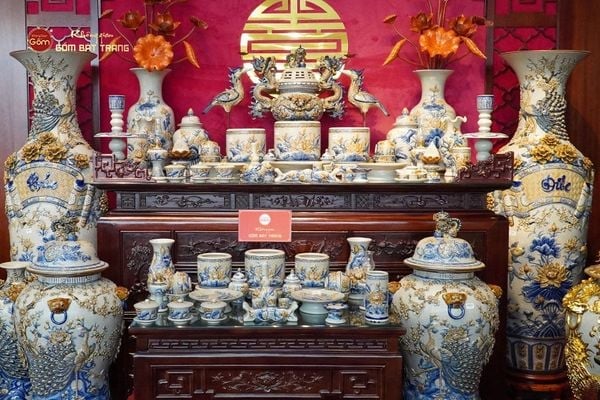Cách chọn mua bộ đồ thờ gia tiên cao cấp tại Cần Thơ